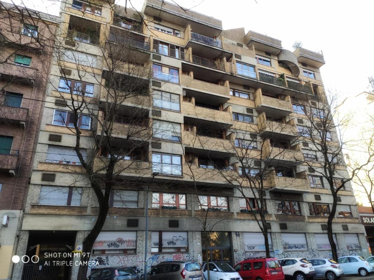E-Milan Rooms Zona Tortona Екстер'єр фото