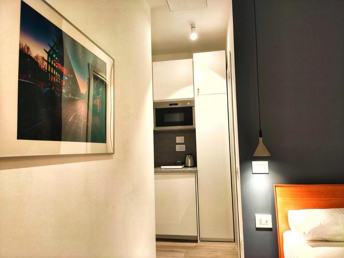 E-Milan Rooms Zona Tortona Екстер'єр фото