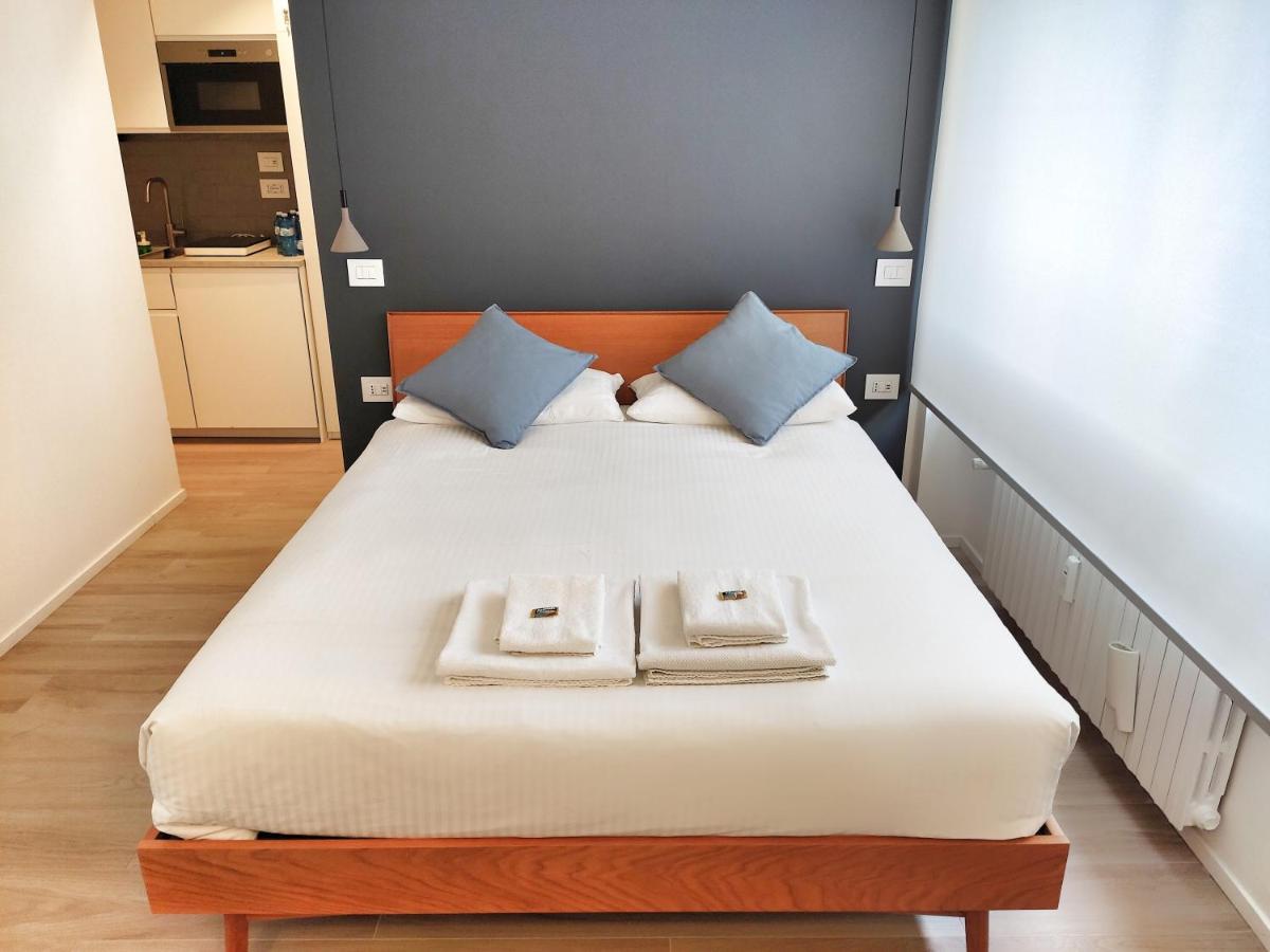 E-Milan Rooms Zona Tortona Екстер'єр фото