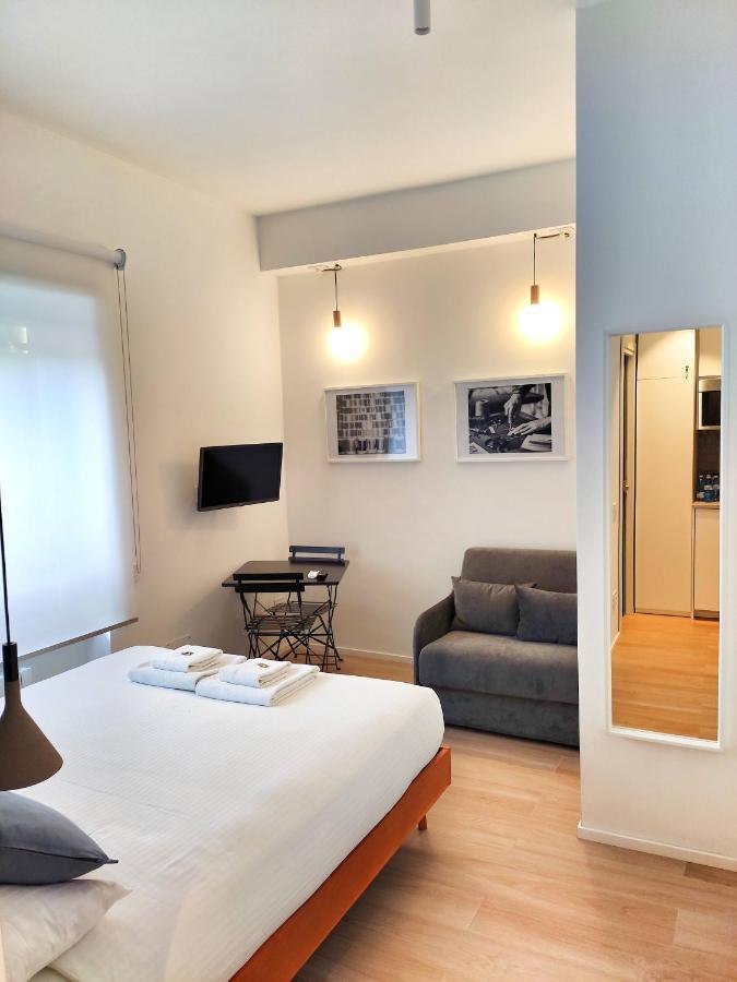 E-Milan Rooms Zona Tortona Екстер'єр фото